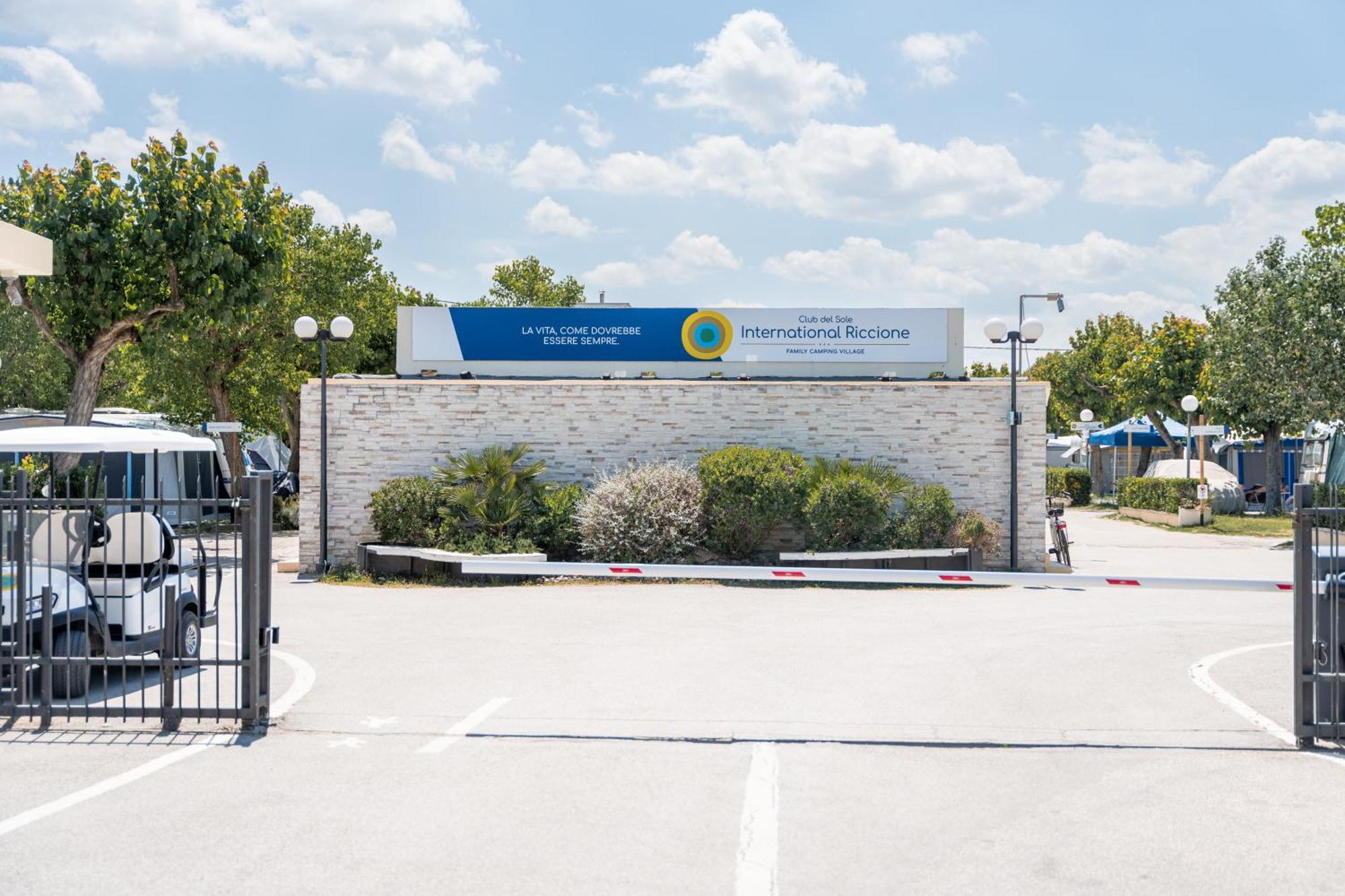 Club Del Sole Riccione Easy Camping Village Exterior photo